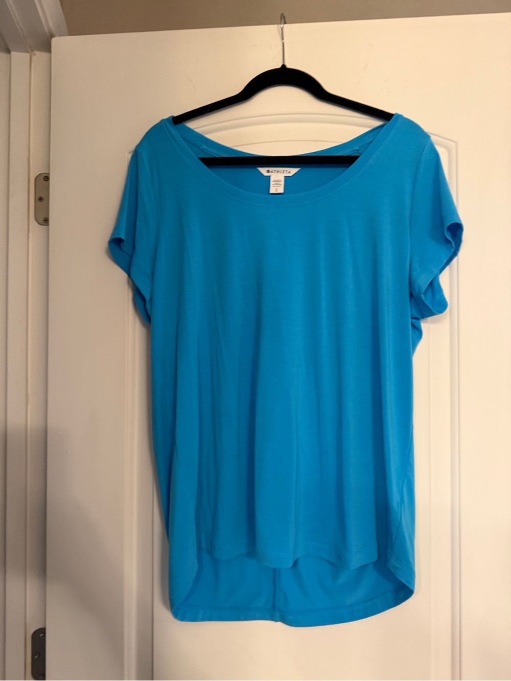 Athleta Women's Bright Blue Scoop Neck Tee